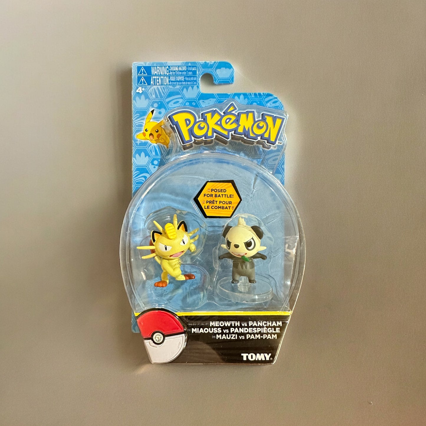 Meowth vs Pancham - Tomy